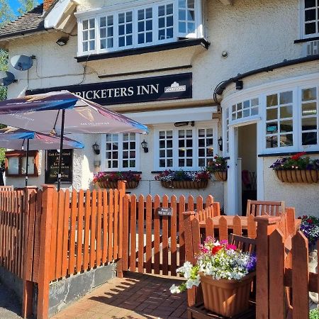 The Cricketers Inn Martyr Worthy 외부 사진